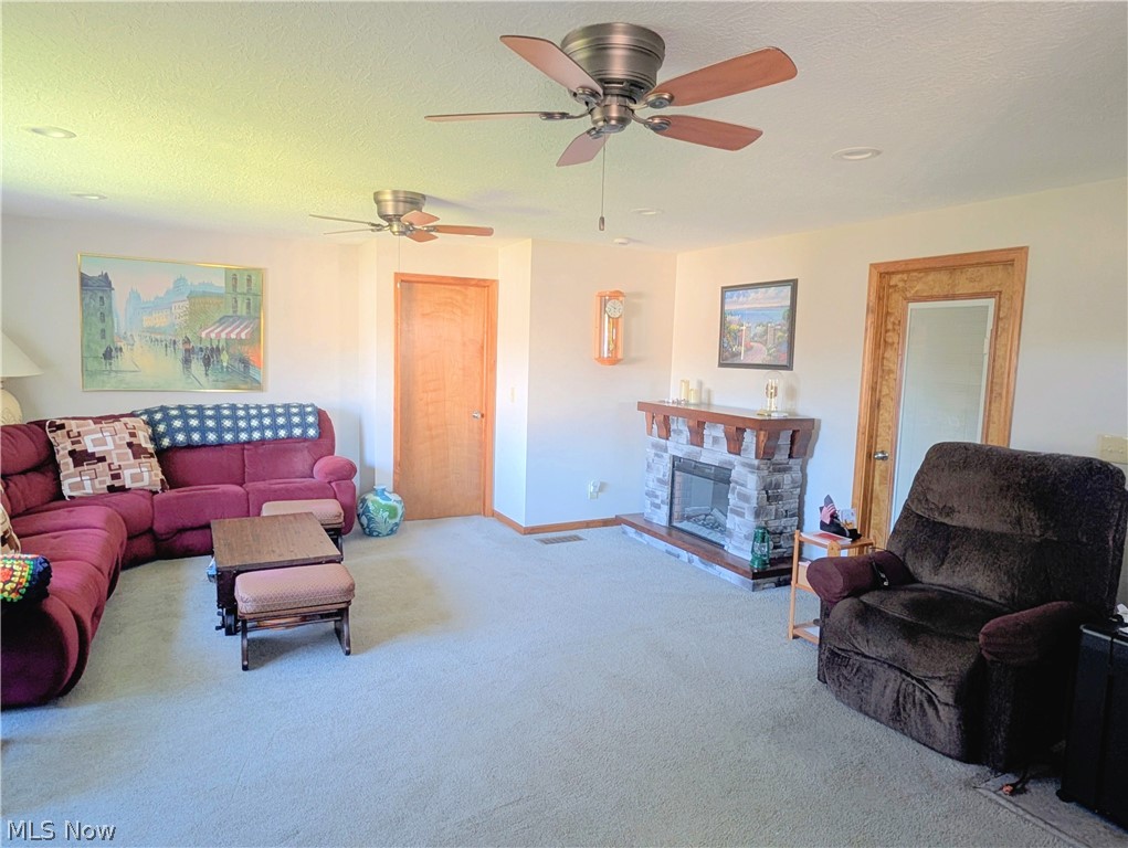 3208 Priscilla Avenue Property Photo 6