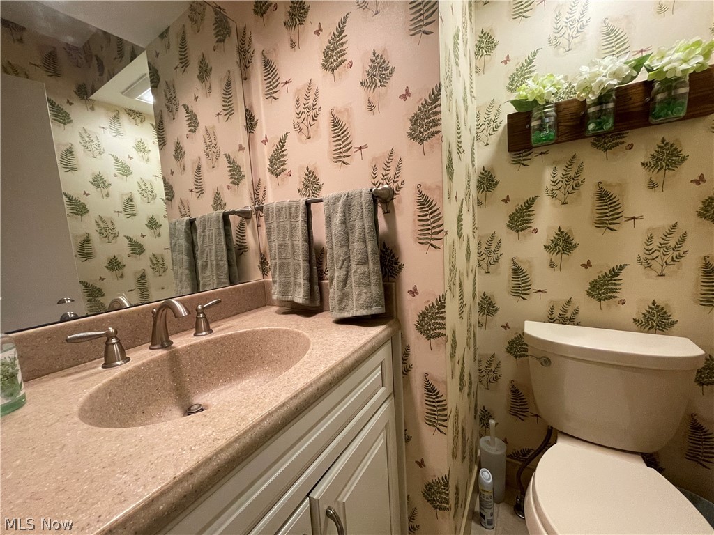 1936 Hemlock Drive Property Photo 5