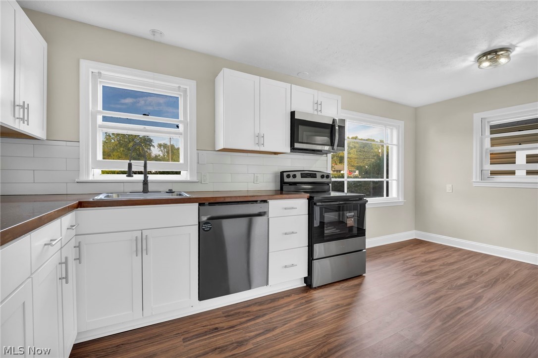 824 E Waterloo Road Property Photo 10