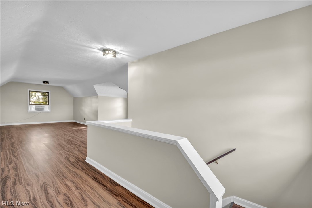 824 E Waterloo Road Property Photo 17