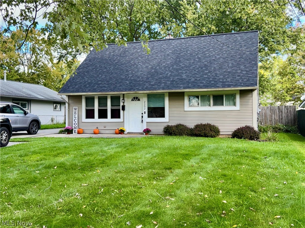 2302 Clyde Street Property Photo 1
