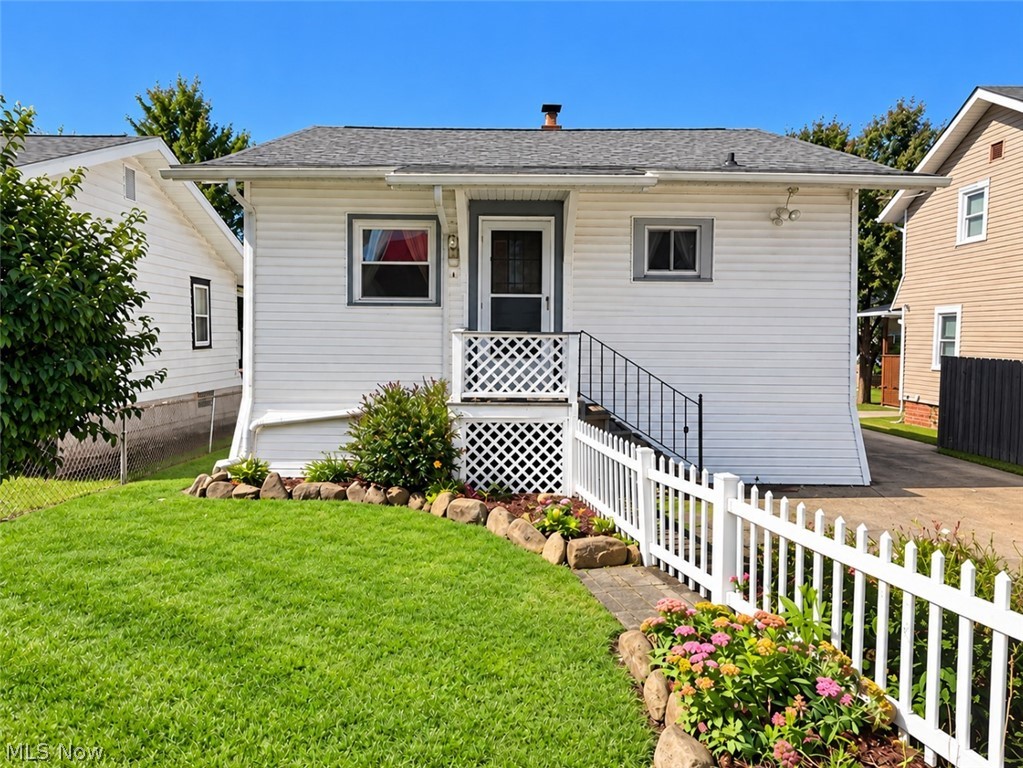 1131 Murray Avenue Property Photo 2