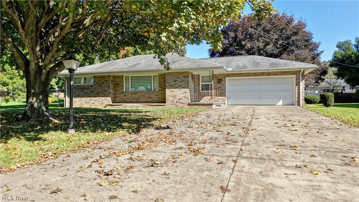 170 Bucy Drive Property Photo 1
