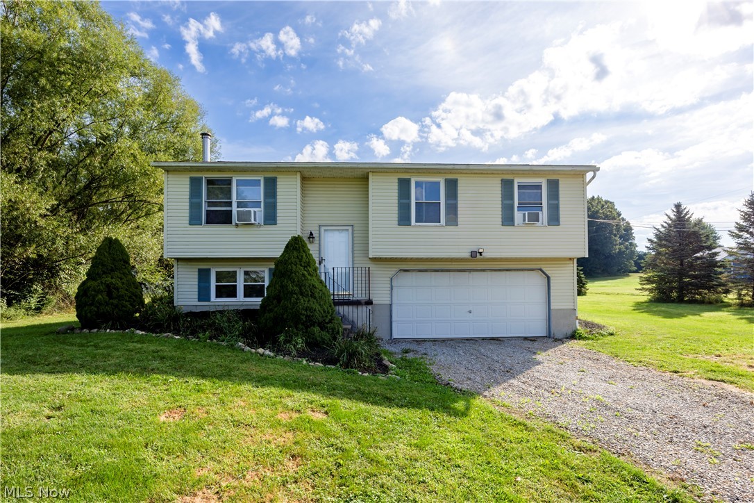 4272 S Elyria Road Property Photo 1