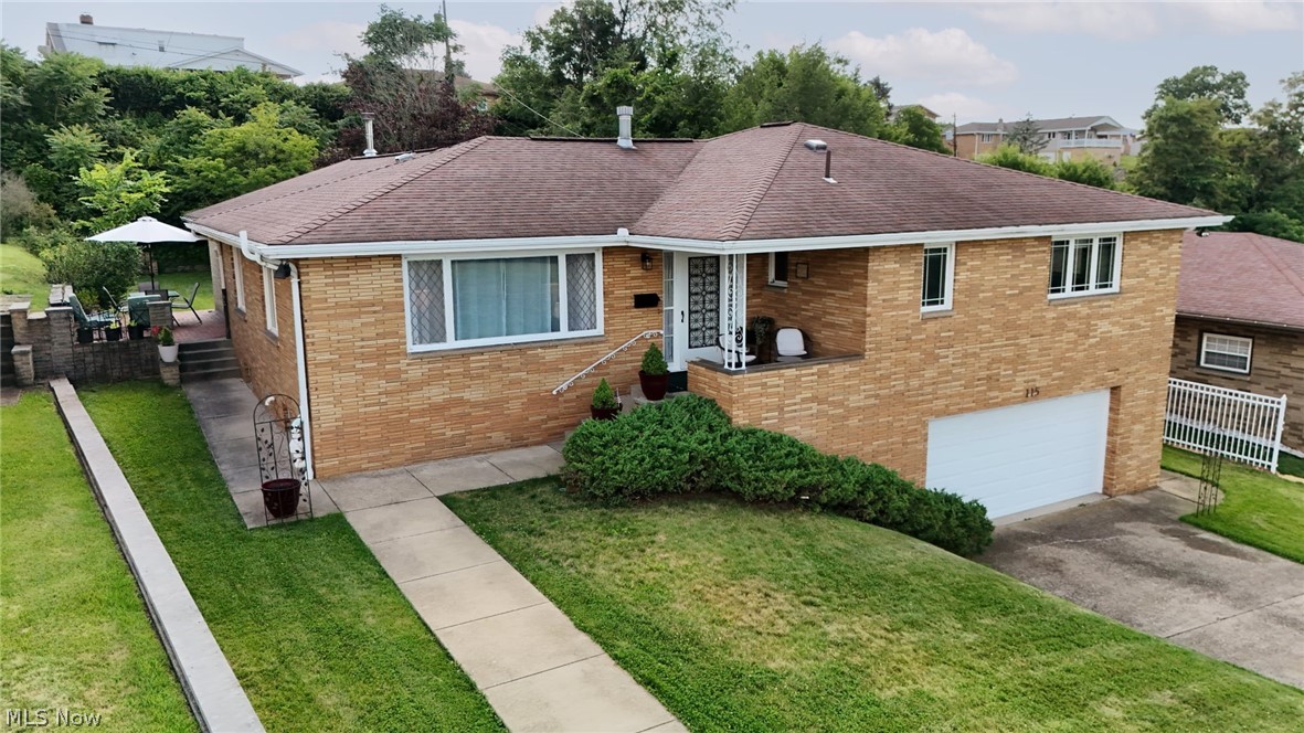 115 Forest Road Property Photo 1