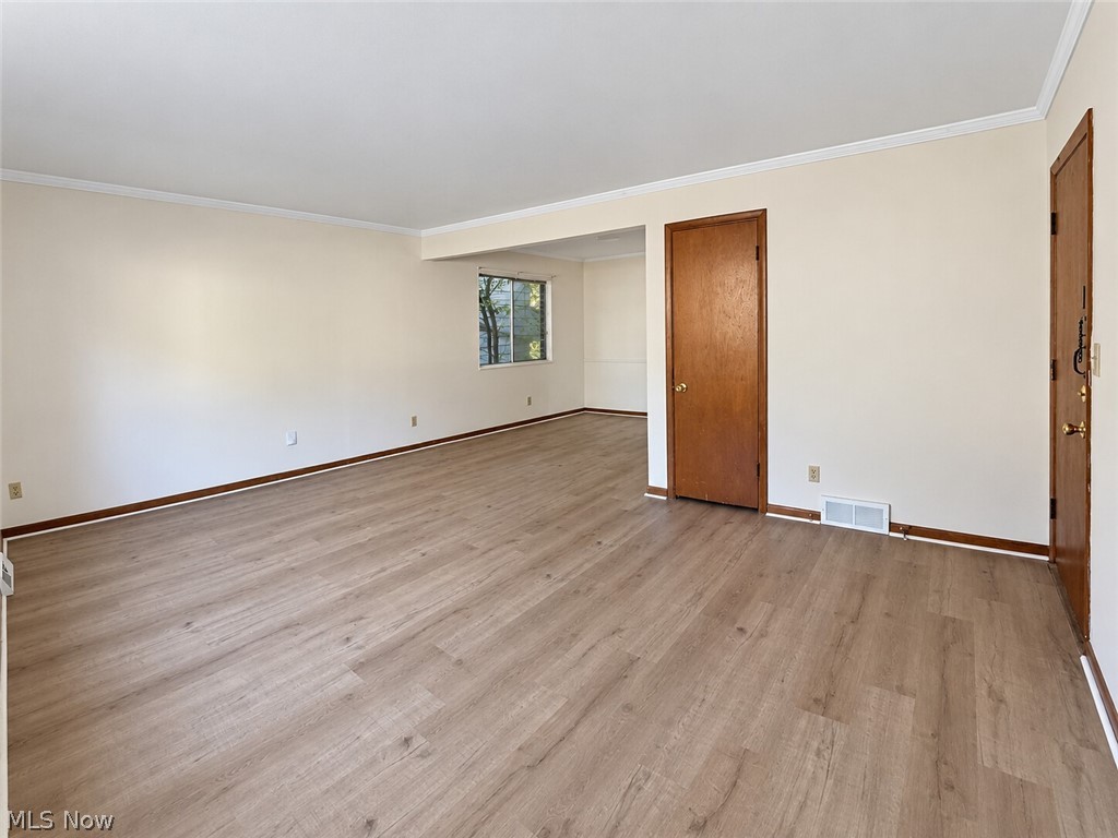 1804-1808 Cromwell Drive Property Photo 2