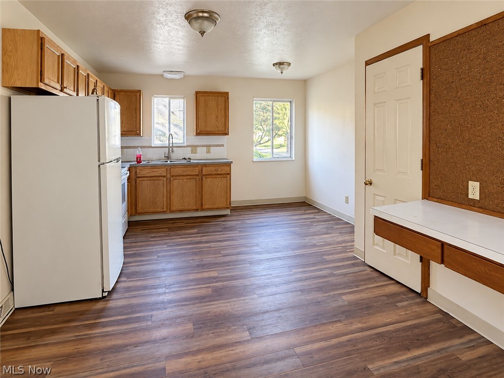 1804-1808 Cromwell Drive Property Photo 4