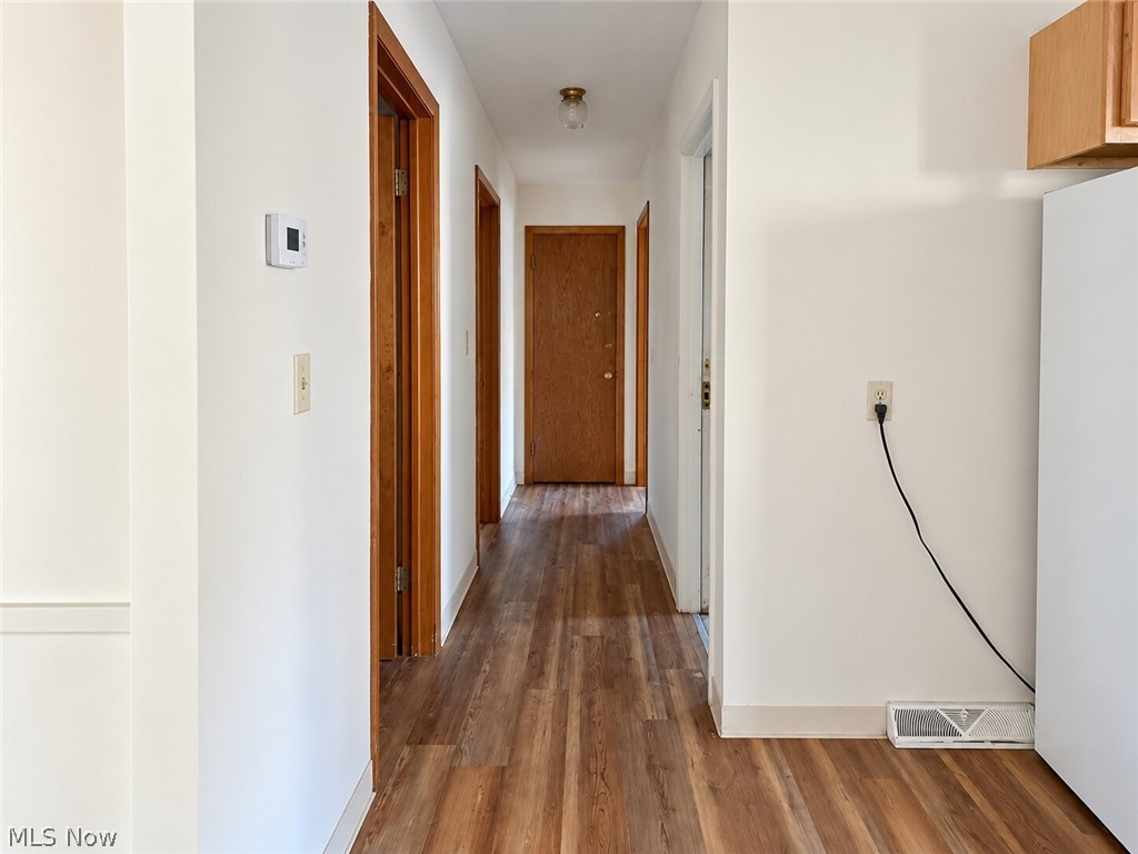 1804-1808 Cromwell Drive Property Photo 6