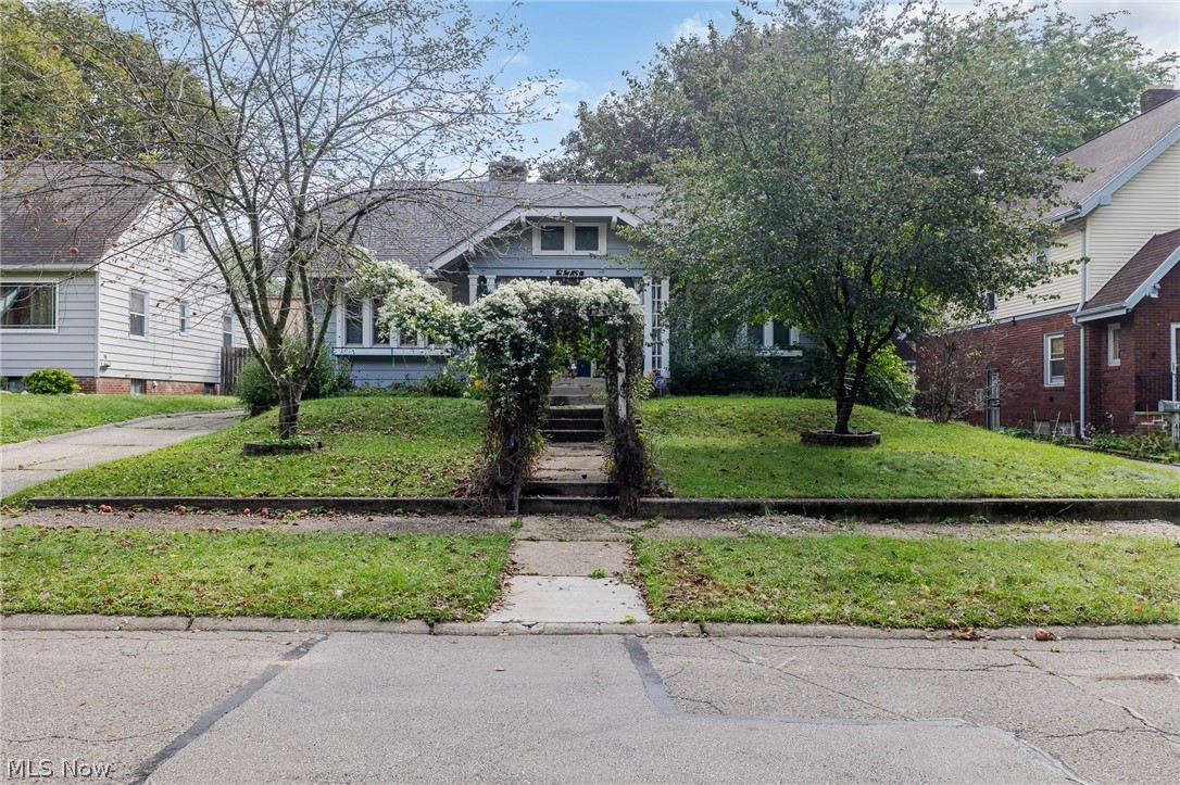 473 S Sunset View Drive Property Photo 1