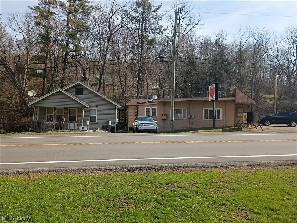 42250 Cadiz Dennison Road Property Photo 1