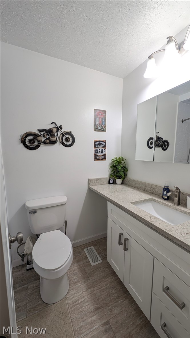 16 Keewaydin Drive Property Photo 36