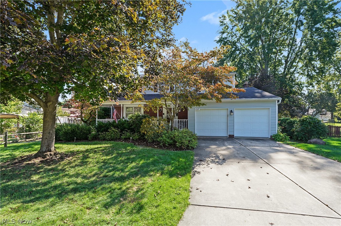4749 Southbrook Drive Property Photo 1