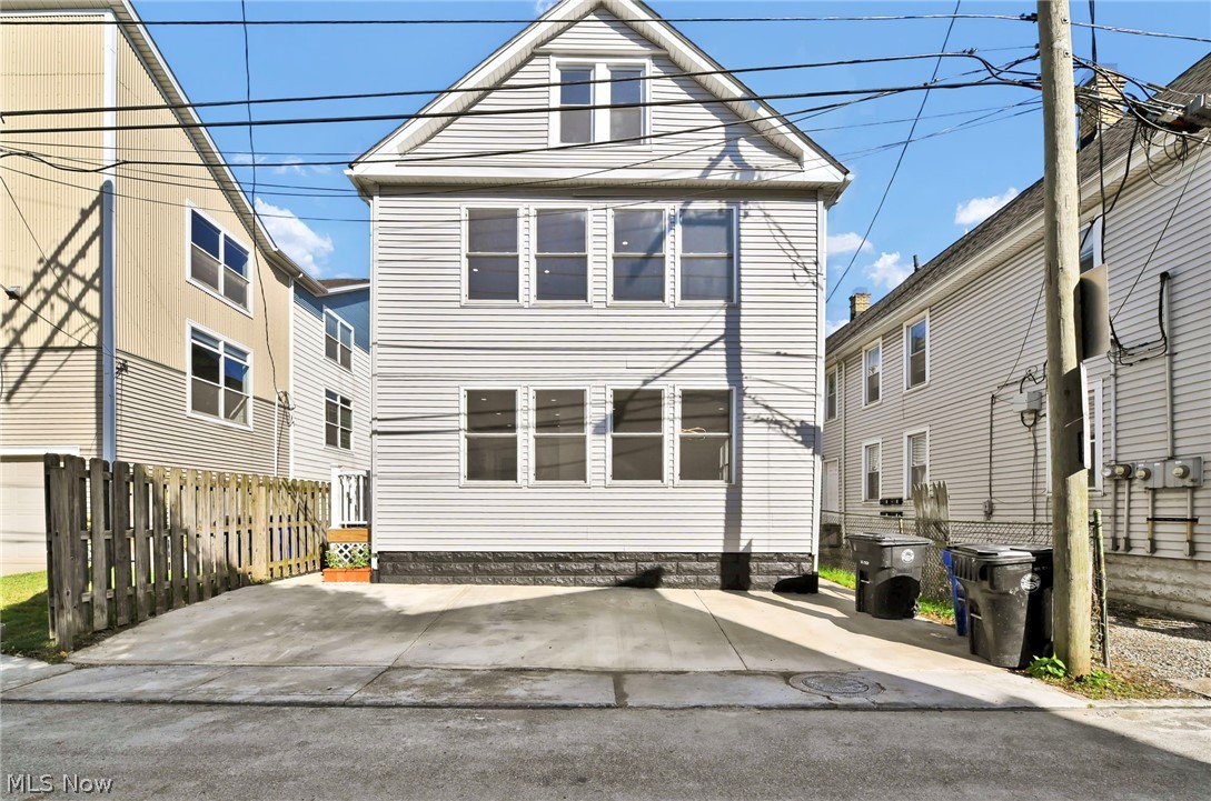 2525 Thurman Avenue Property Photo