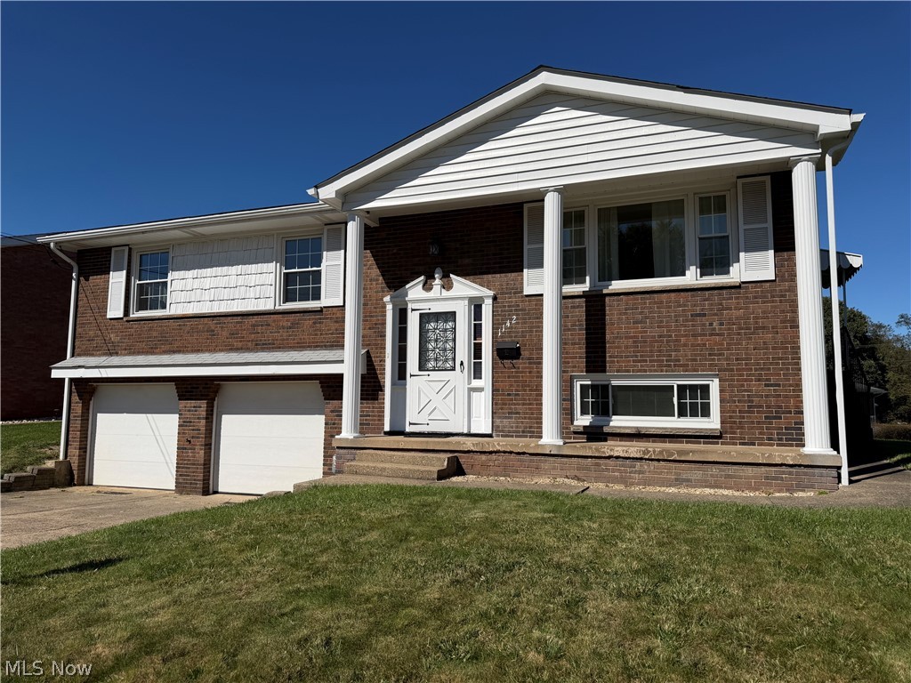 1142 Courtland Road Property Photo 1