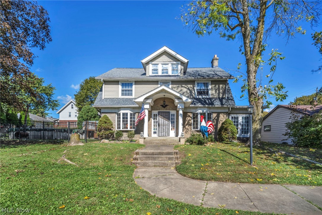 251 Norton Avenue Property Photo 1