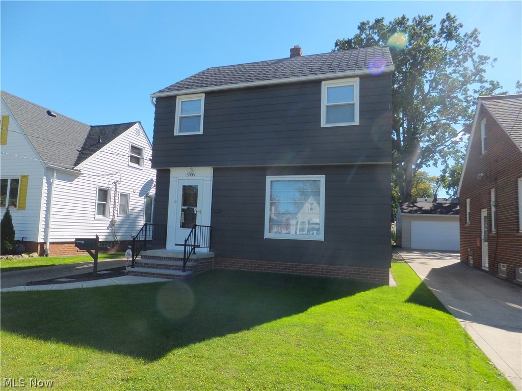 5905 Vandalia Avenue Property Photo 1