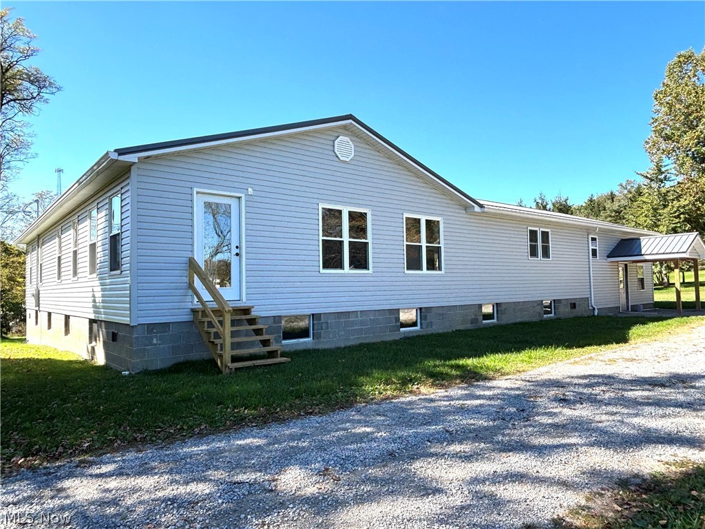 4585 Hawkins Road Property Photo 1