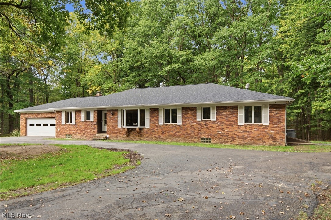 559 Houghton Road Property Photo 1