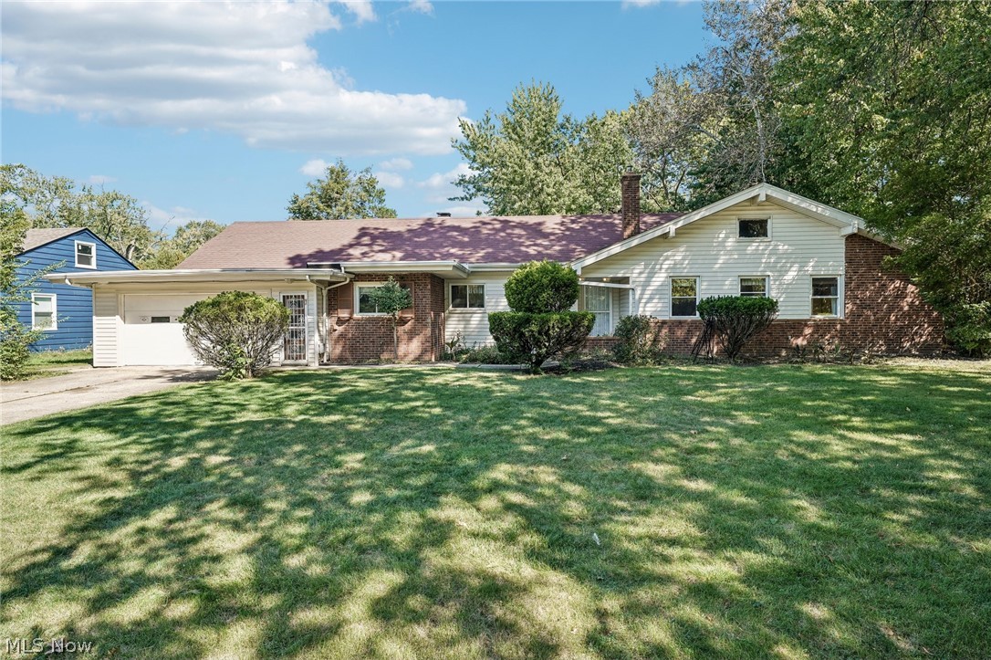1355 Forest Hills Boulevard Property Photo