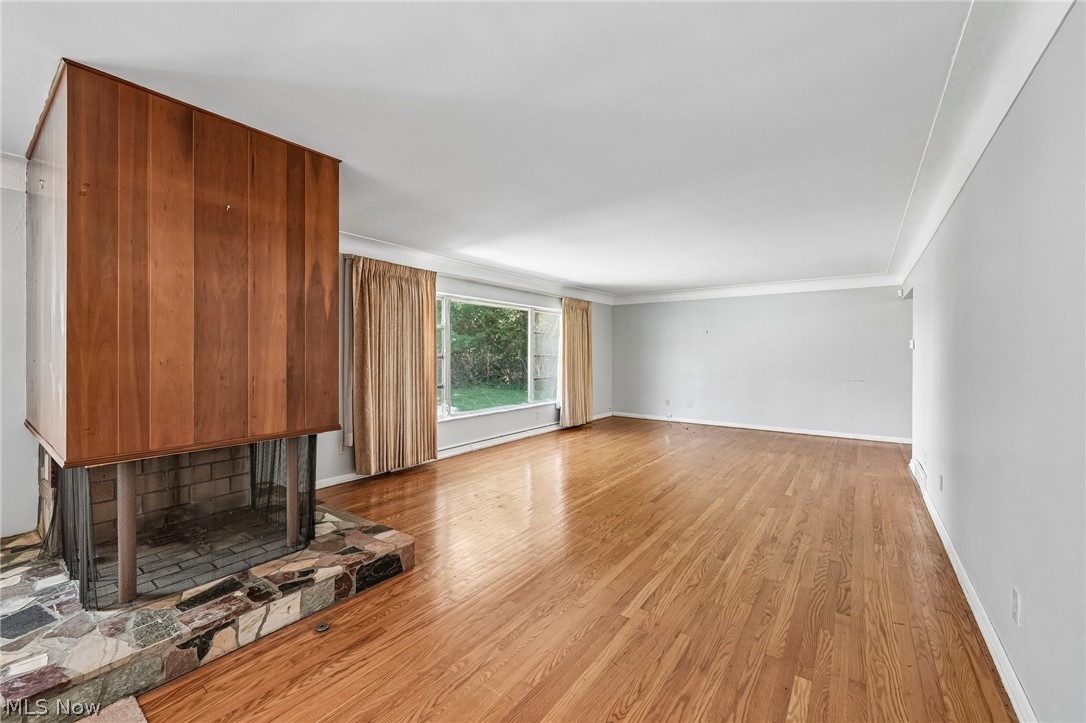 1355 Forest Hills Boulevard Property Photo 5