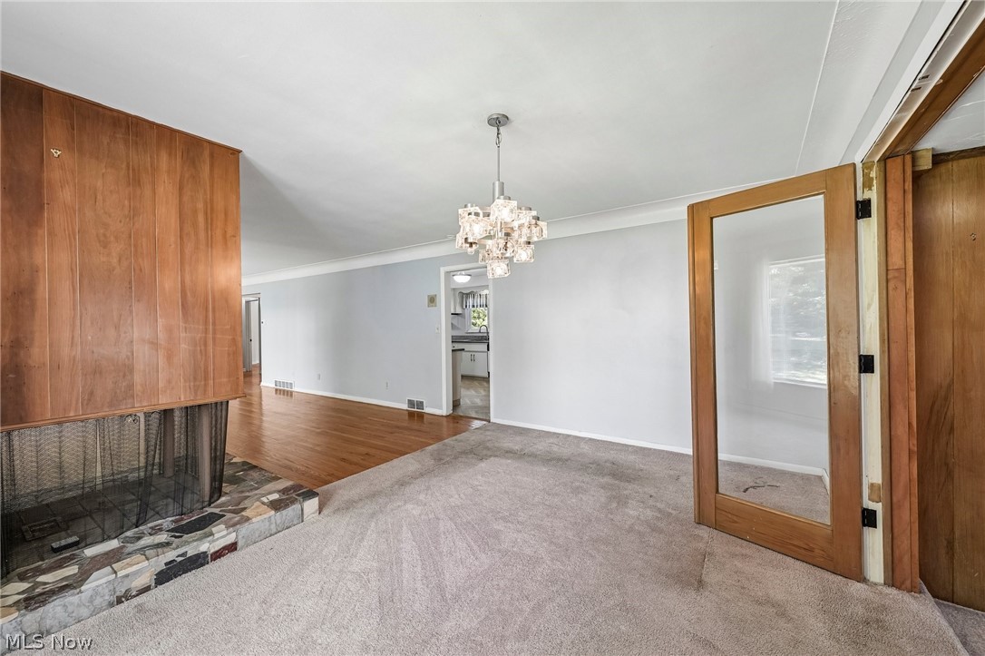 1355 Forest Hills Boulevard Property Photo 8