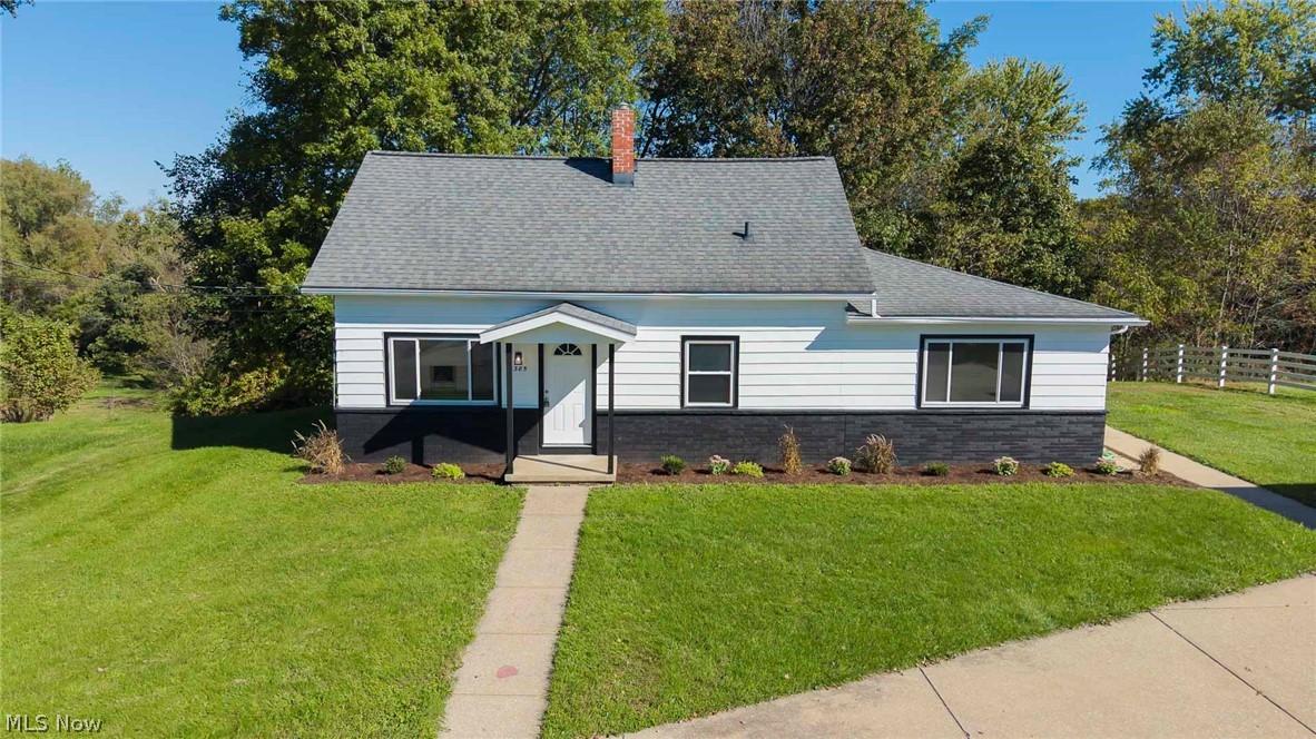 385 Jones Street Property Photo 1