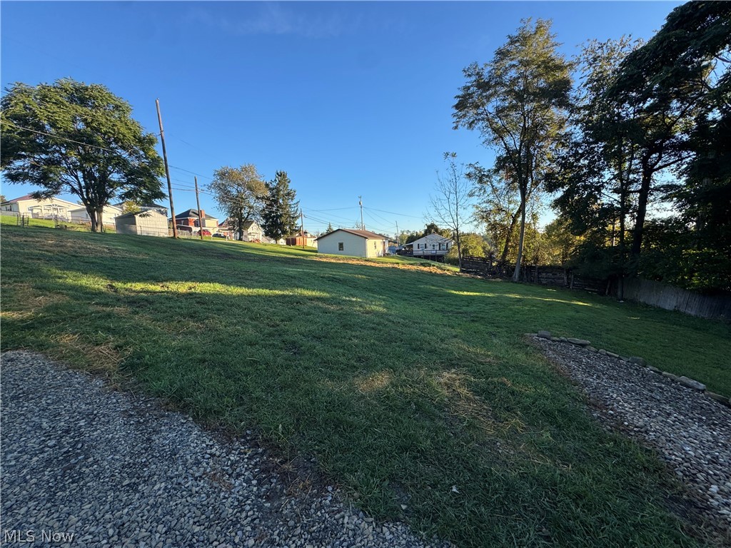155 E Spring Street Property Photo 5