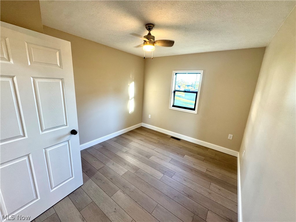 155 E Spring Street Property Photo 13