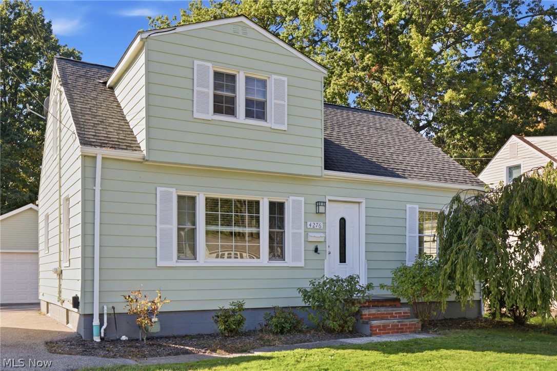 4276 Grove Avenue Property Photo 1