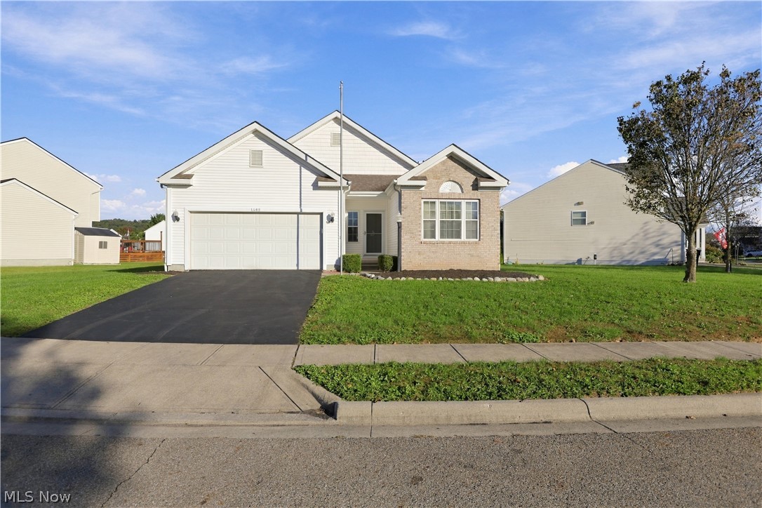 1489 E Quail Run Drive Property Photo 1
