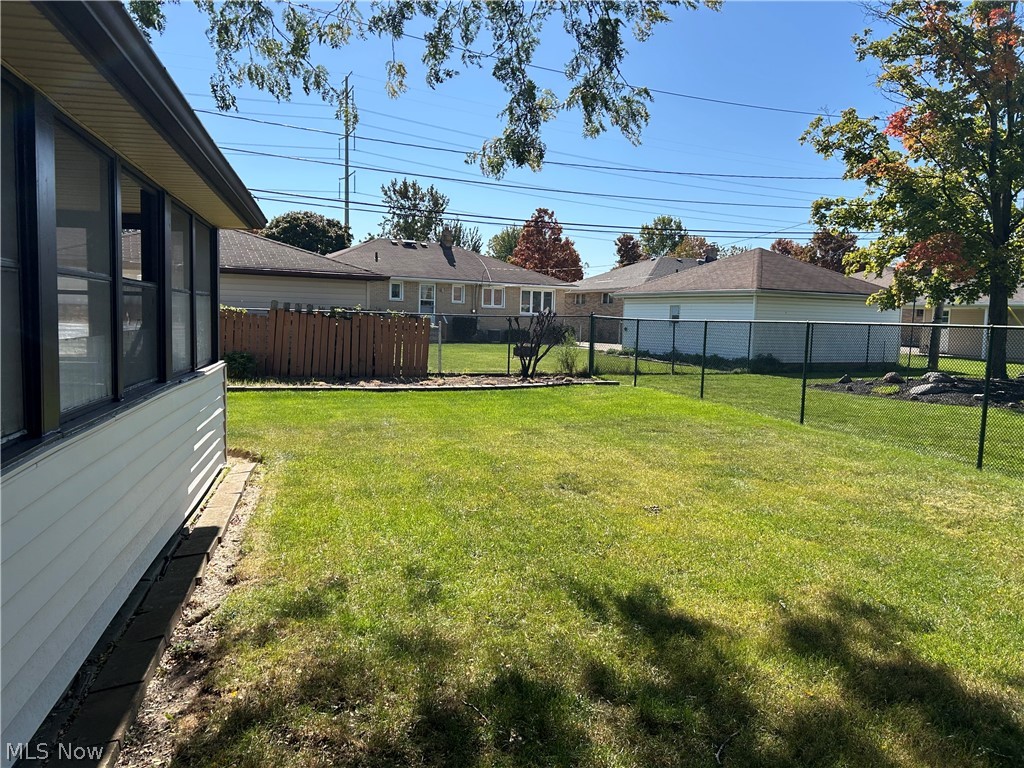 9621 Melody Lane Property Photo 44
