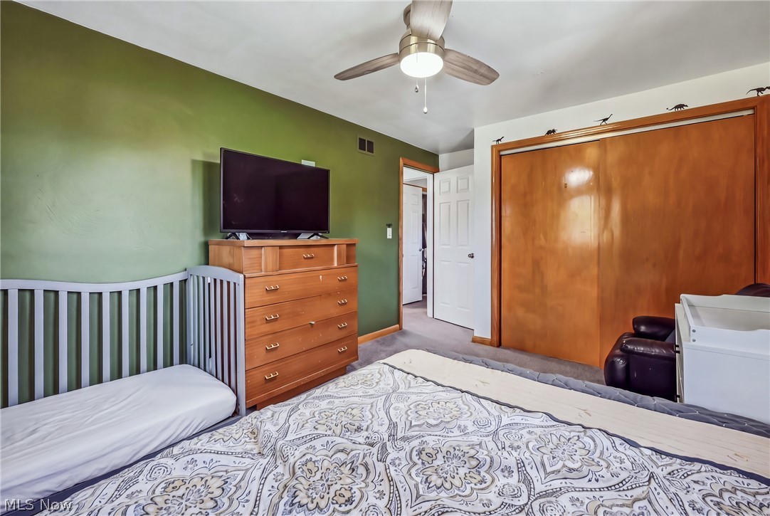 448 E Montrose Street Property Photo 30
