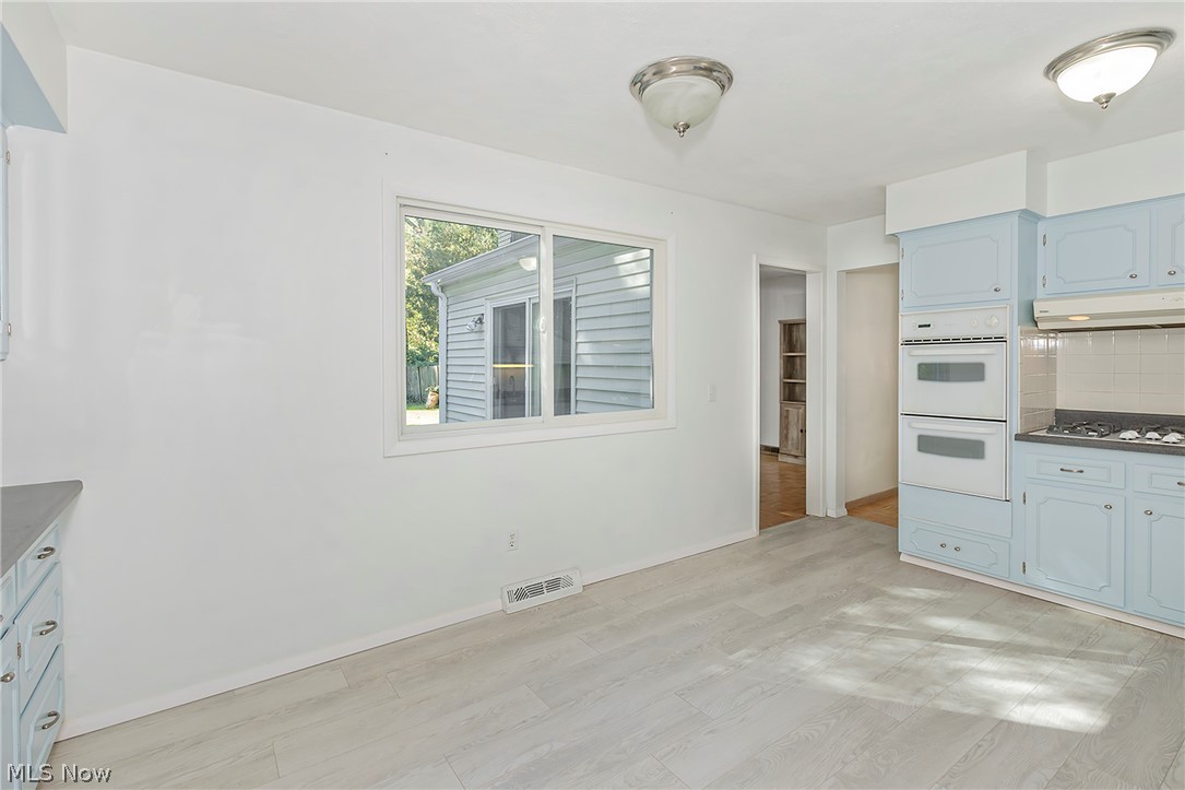 2762 Berkshire Road Property Photo 15