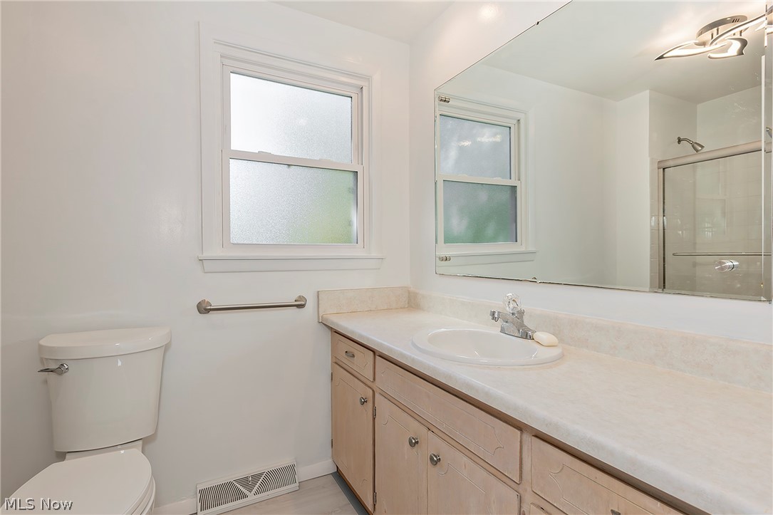 2762 Berkshire Road Property Photo 33