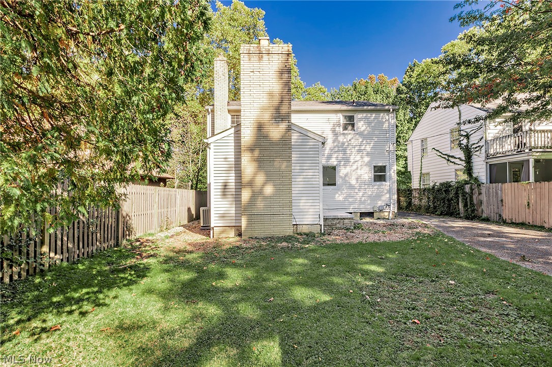 2762 Berkshire Road Property Photo 39