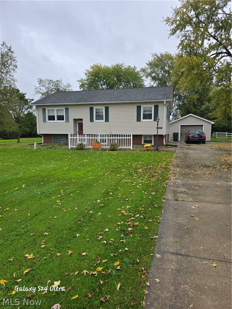 10004 Mccallum Avenue Ne Property Photo 1