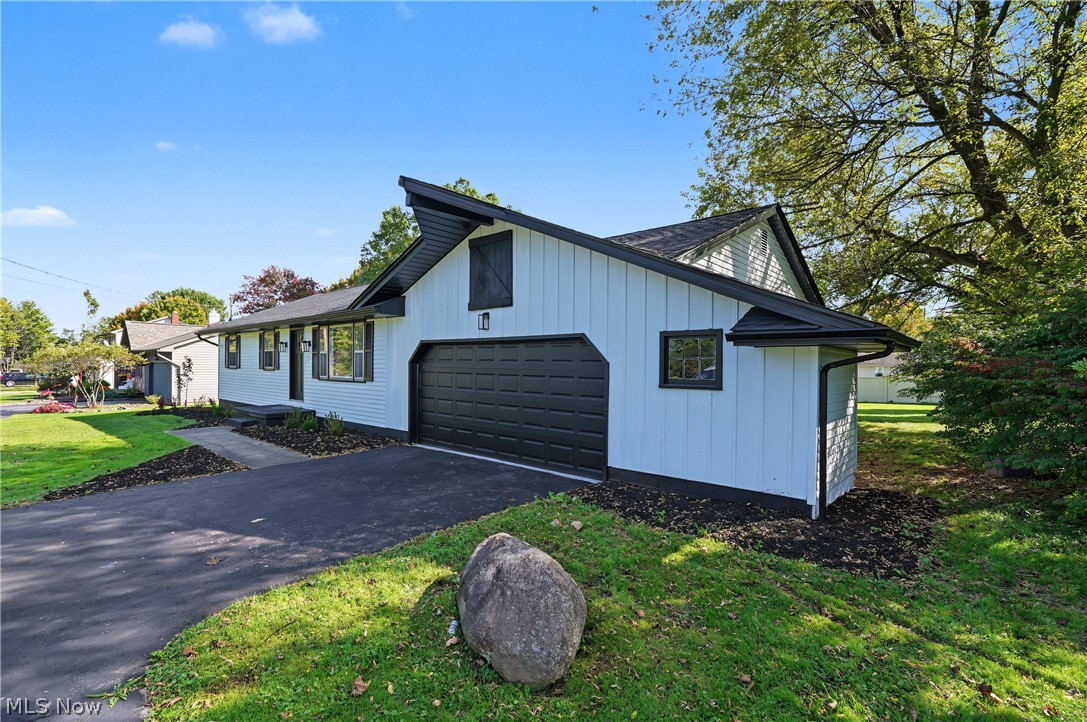 1279 Shields Road Property Photo 3