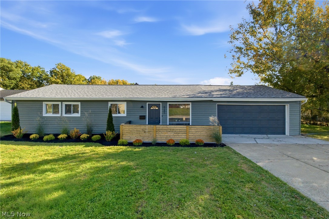 6285 Harrow Court Property Photo 1