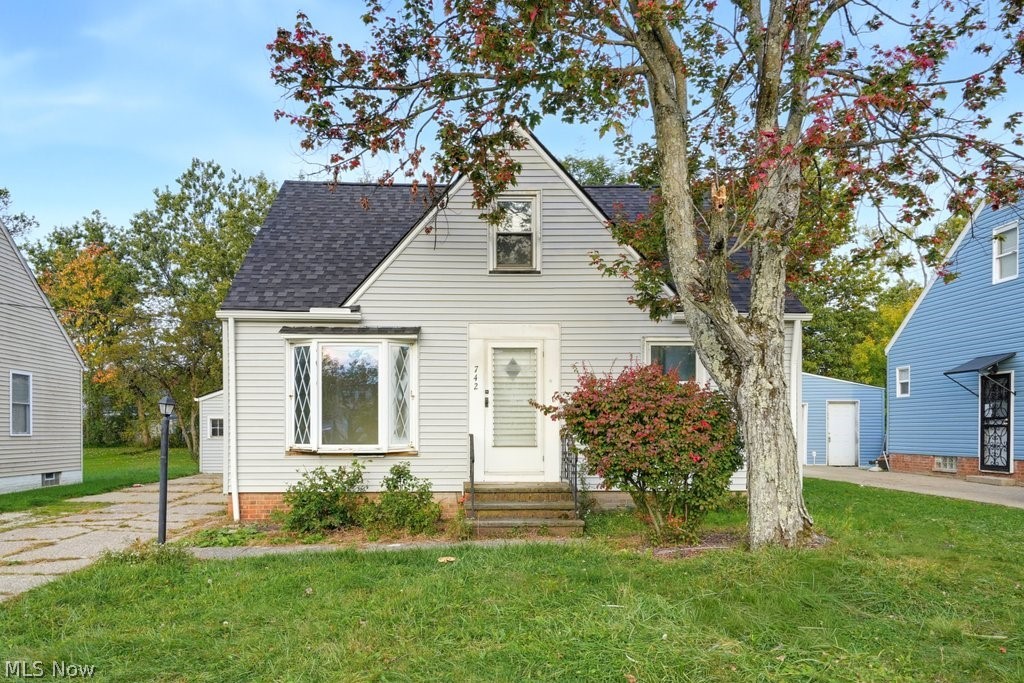 742 Northfield Road Property Photo 1