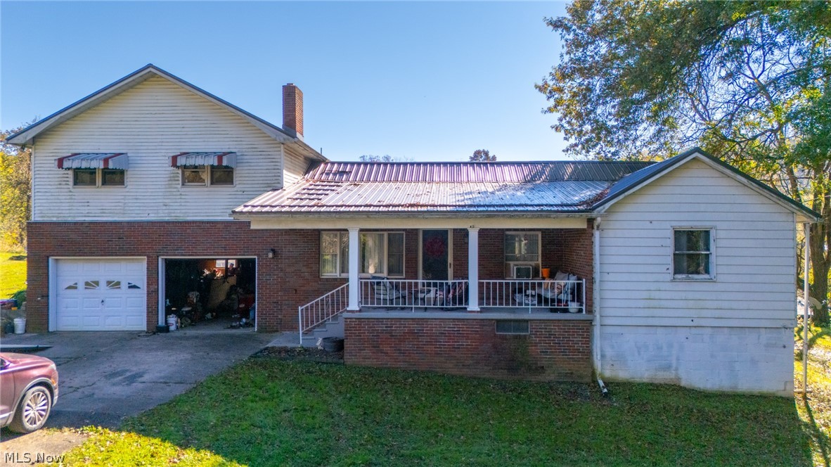 54561 Lysien Road Property Photo 1