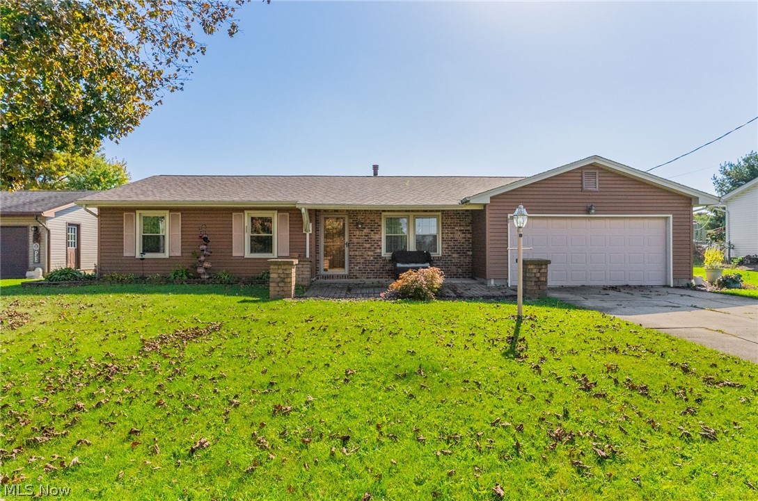 5601 London Drive Property Photo 1