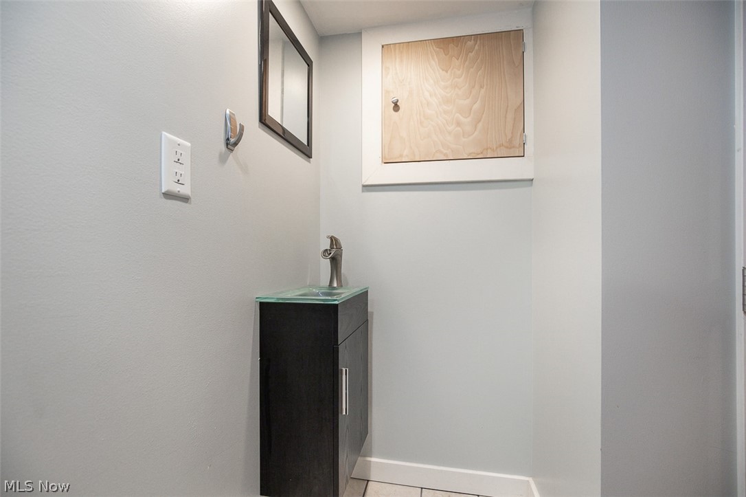537 Randall Road Property Photo 25