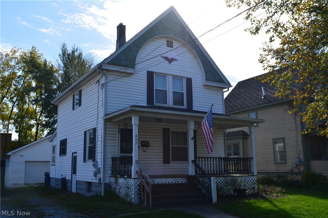 407 W Herrick Avenue Property Photo 1