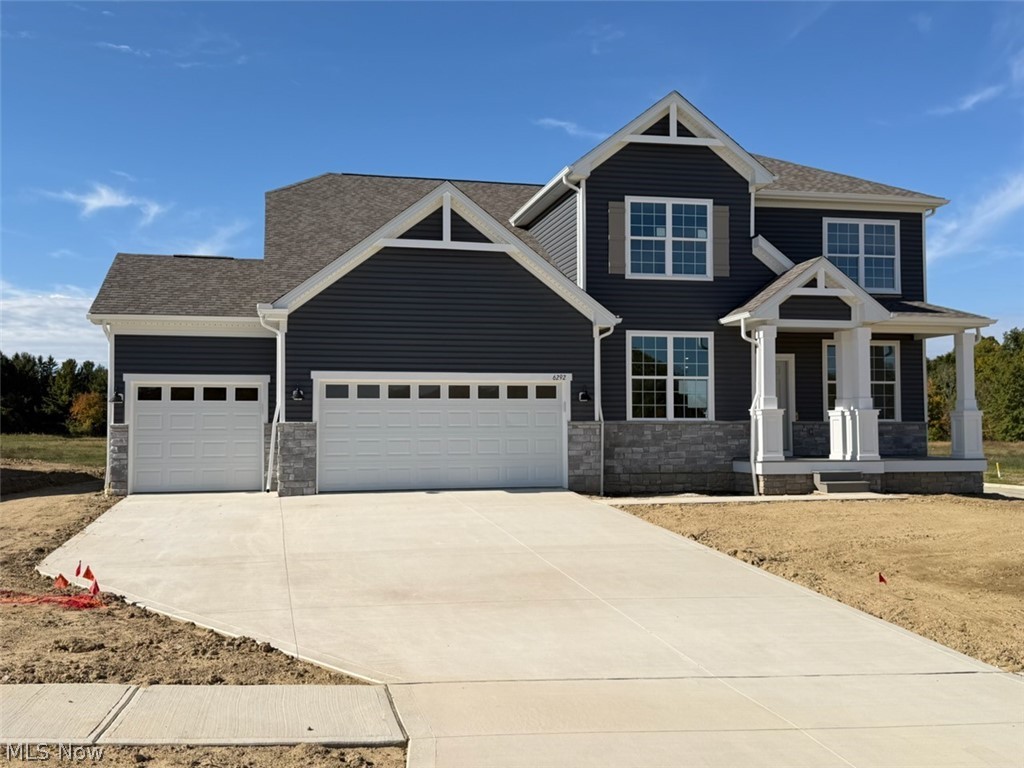 6292 Cooper Hawk Drive Property Photo 1