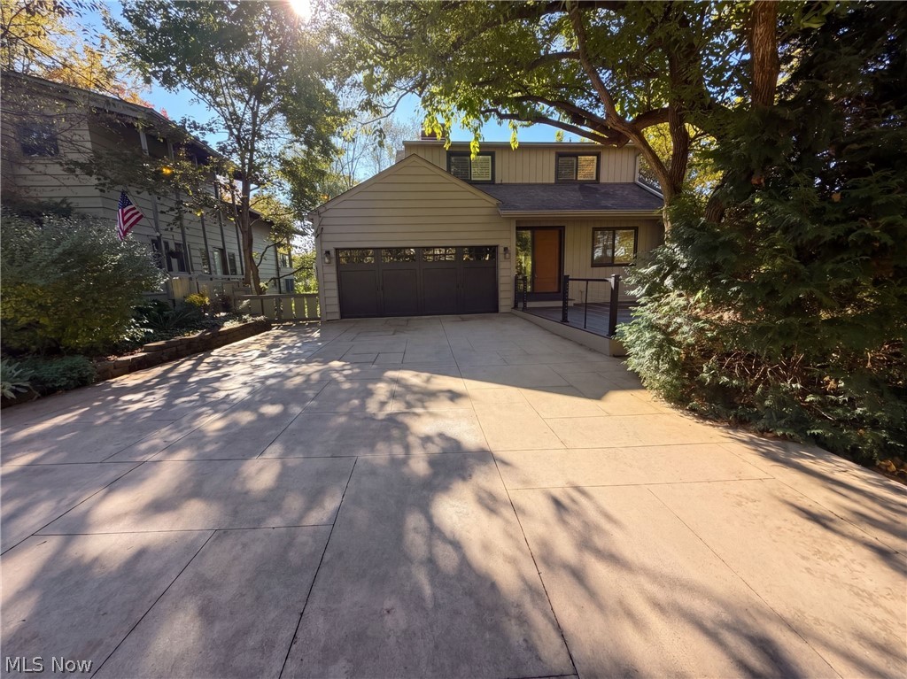 50 E Summit Street Property Photo 1