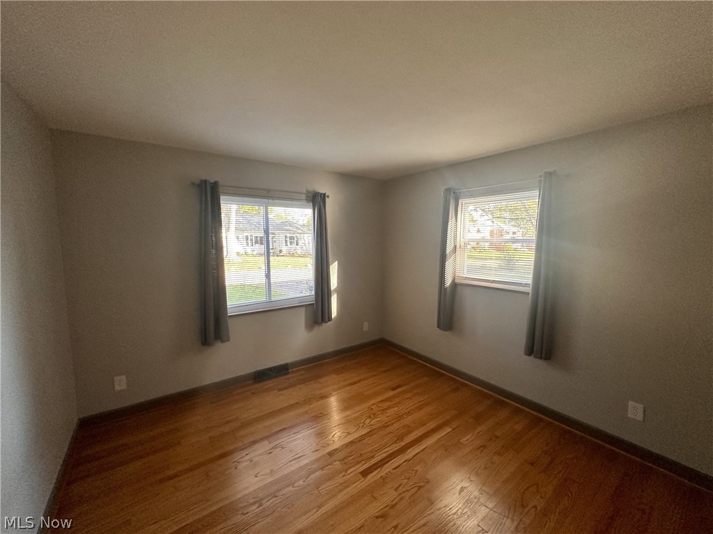 114 Greencrest Terrace D Property Photo 6