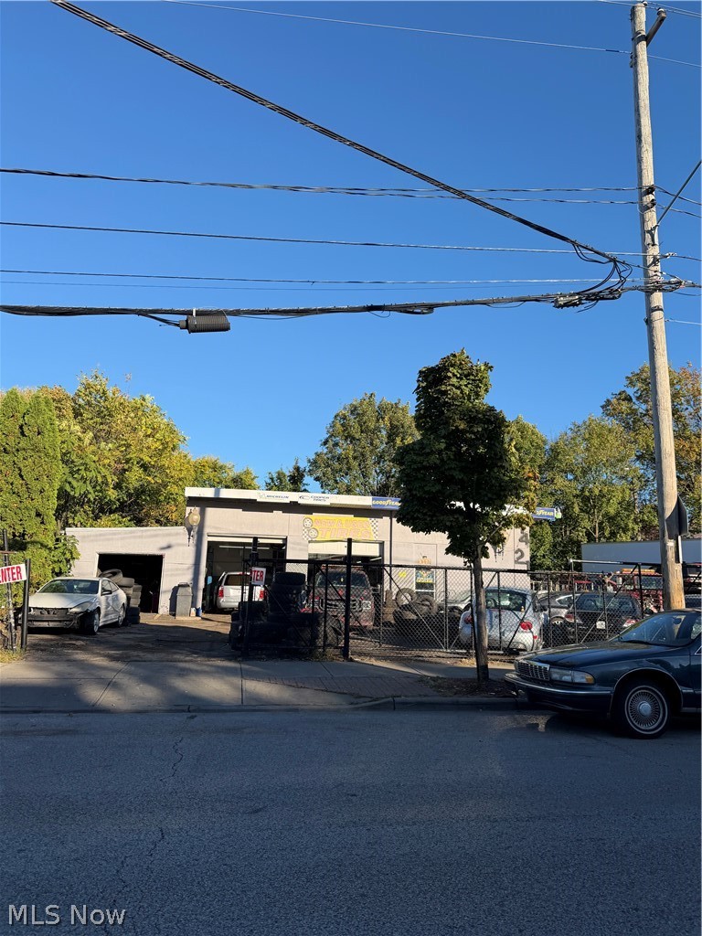 4421 State Road Property Photo 1