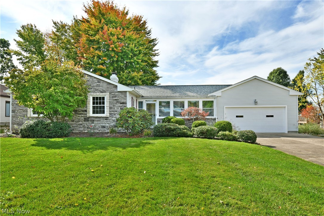 190 Maple Leaf Drive