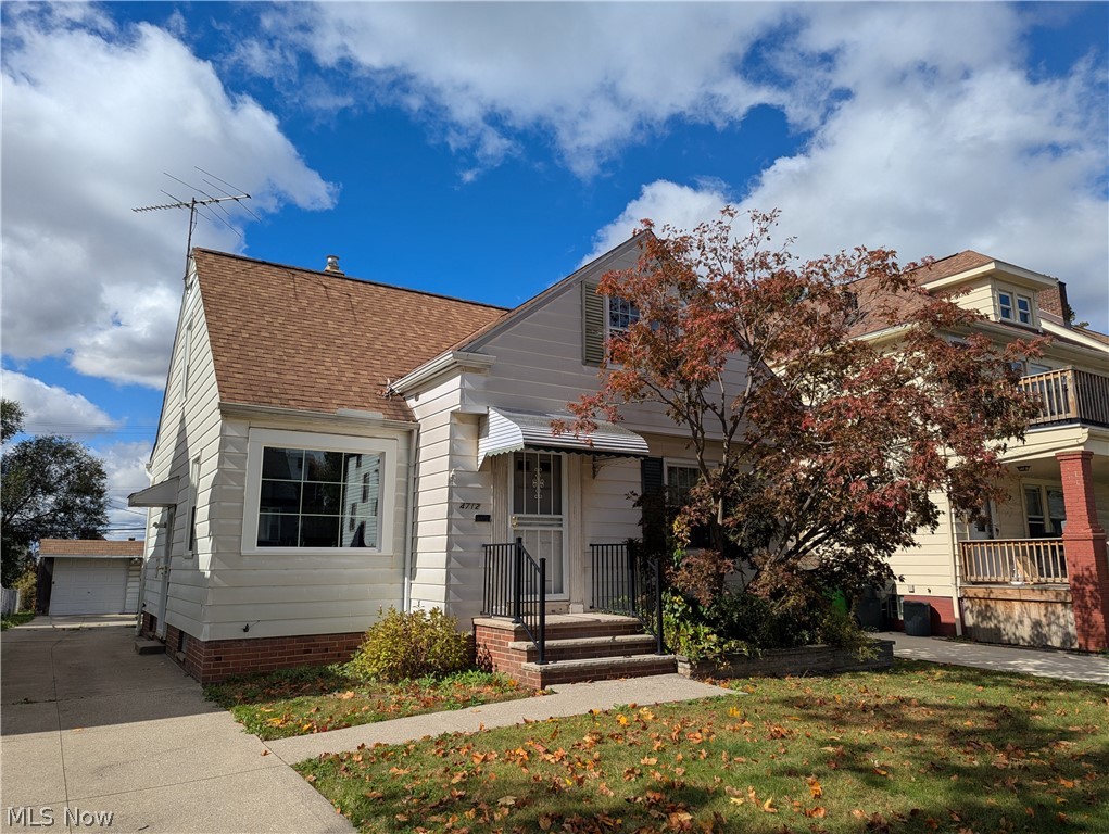 4712 E 93rd Street Property Photo 1