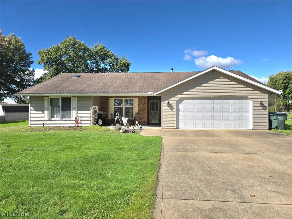 6215 Southview Drive Property Photo 1